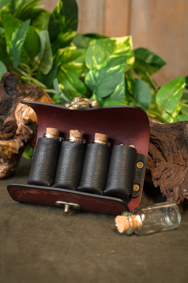 Magic potion bag with 4 bottles, red