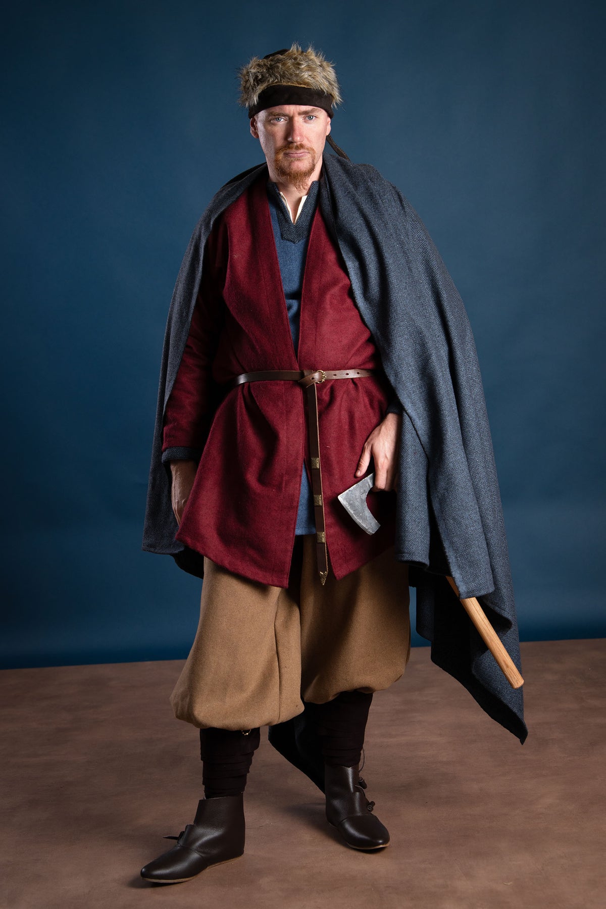 Wikińska czapka Ragi, skórzana, brązowa