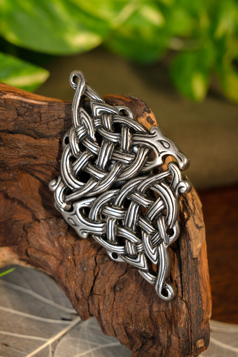 Celtyckie zapięcie do płaszcza, posrebrzane, zamak