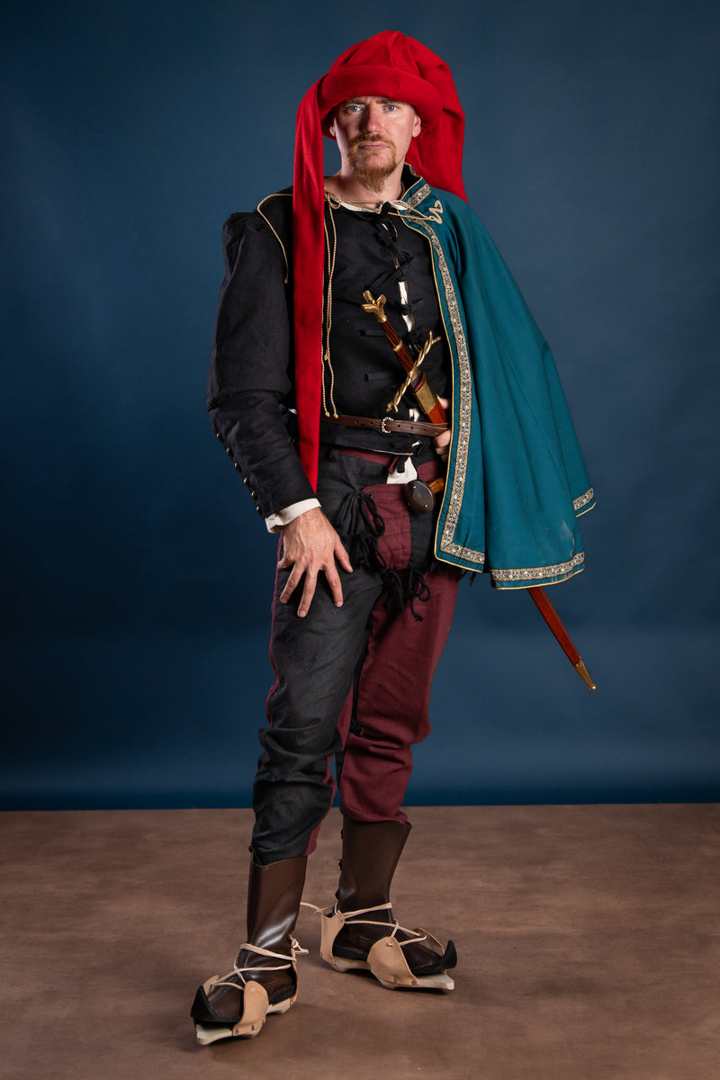 Poulaines medievales, marrón