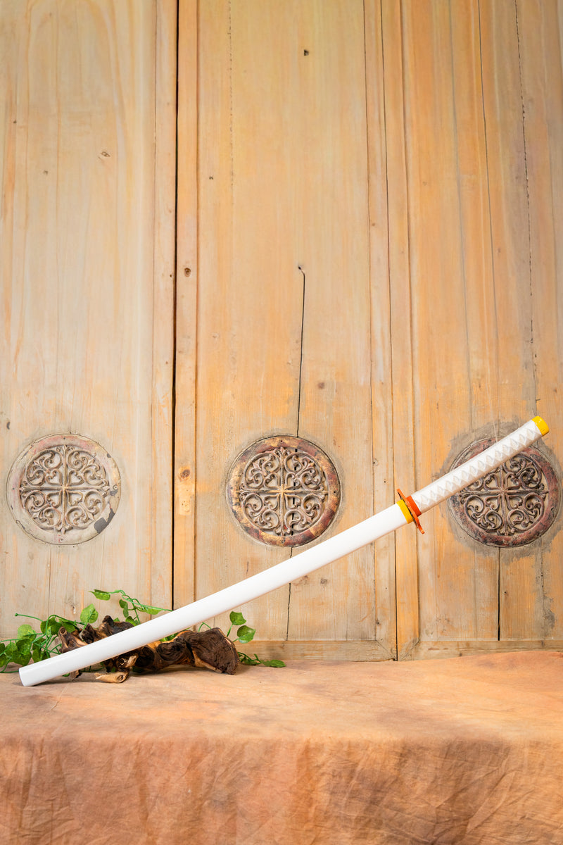 Demon Slayer Katana “Kyojuro”, halvsleben