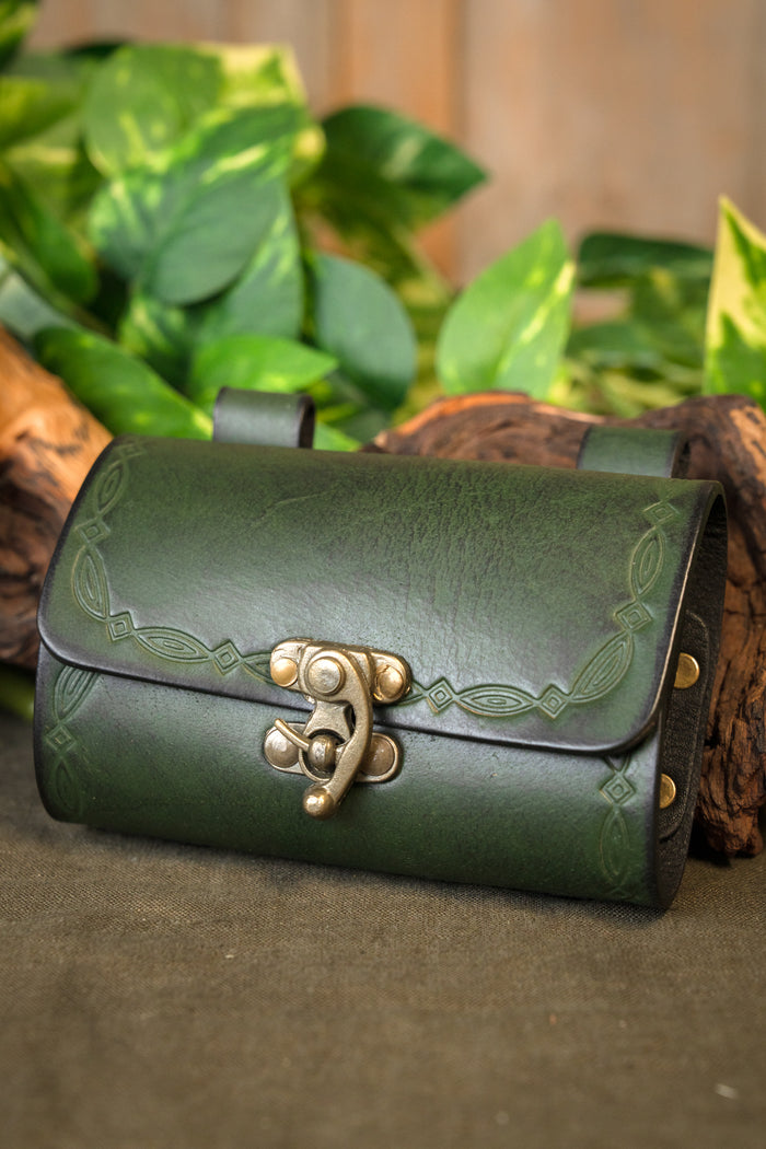 Magic potion bag with 4 bottles, green