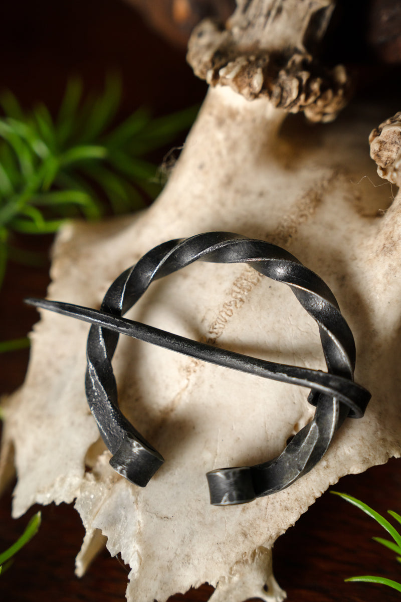 Wikingerbrosche, Eisen