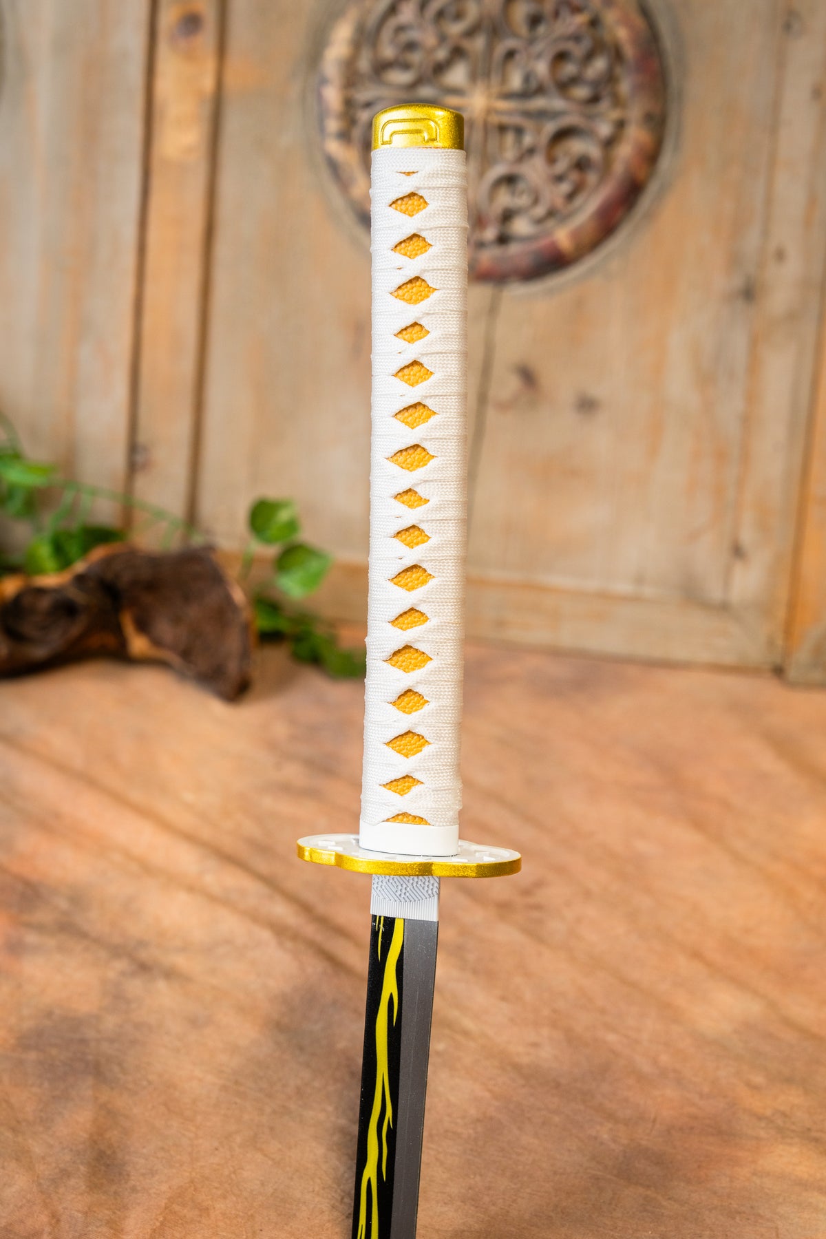 Katana Demon Slayer "Zenitsu", semi-afiada
