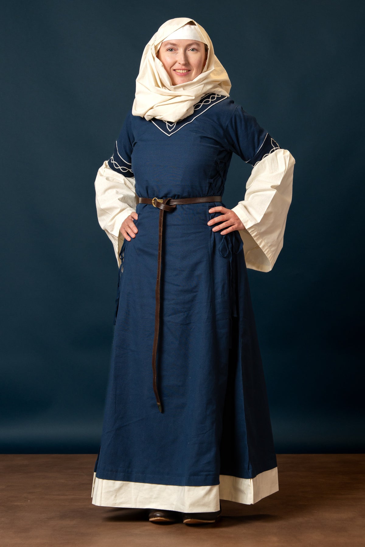 Gothique Bliaut Fiona, bleu-naturel