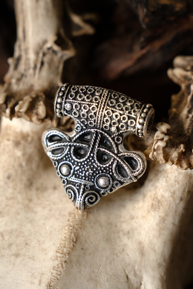 Luxurious Thor's hammer amulet Sigtuna, silvered bronze