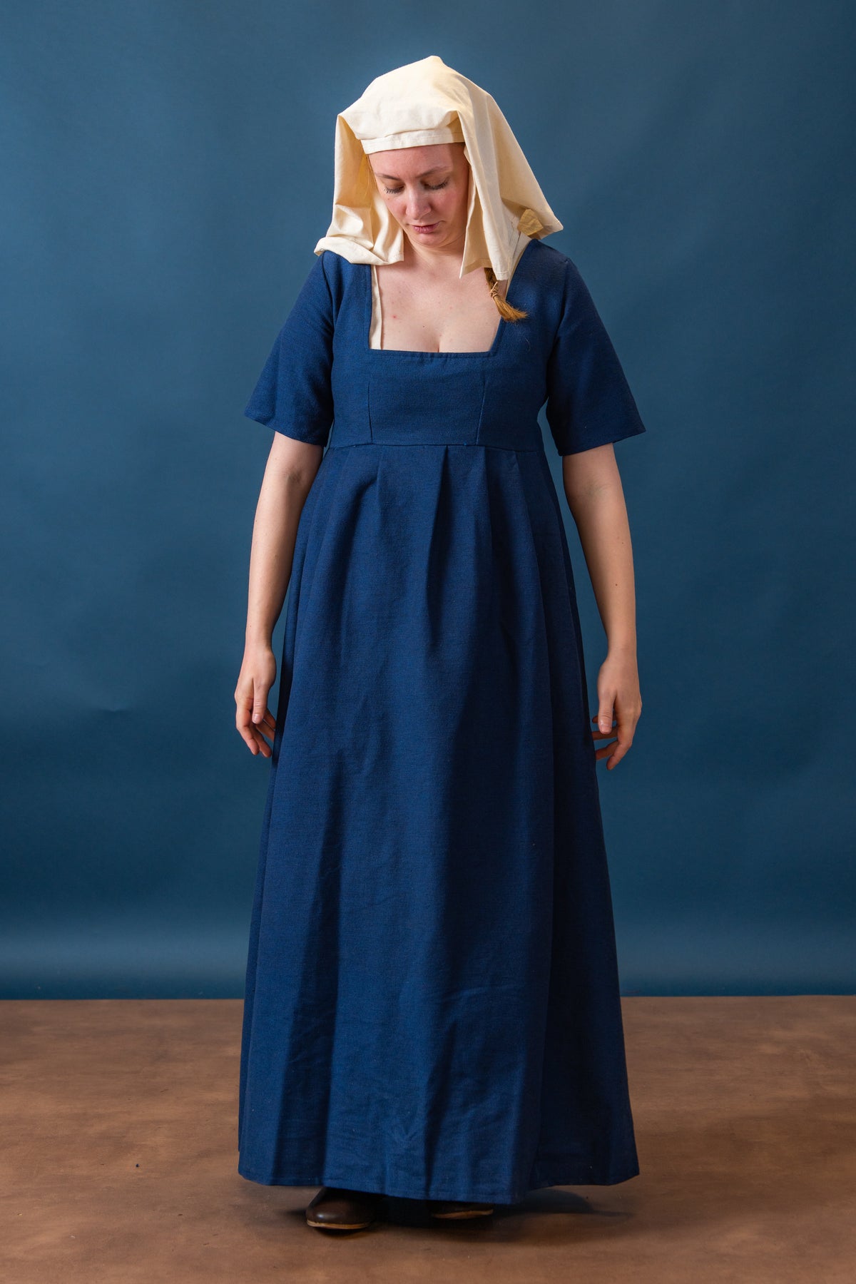 Middeleeuwse jurk Frideswinde, 14e eeuw, blauw