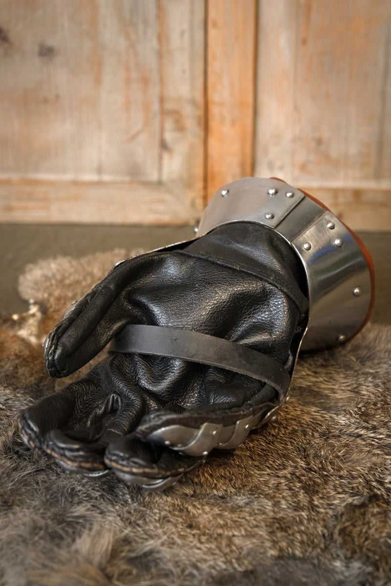 Sanduhrhandschuhe, 15. Jahrhundert, 1,2 mm