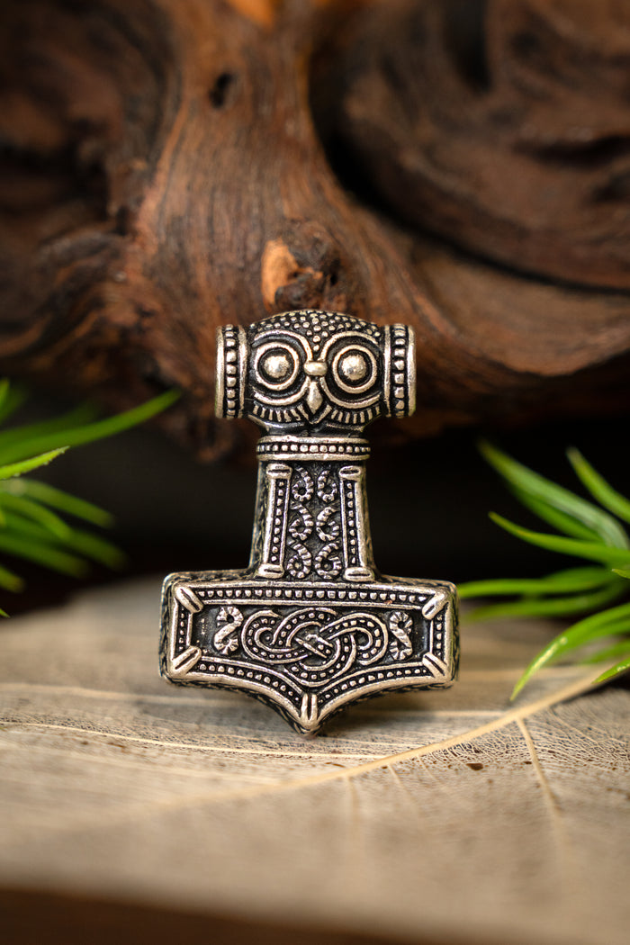 Viking Ödeshög Mjölnir, silvered bronze