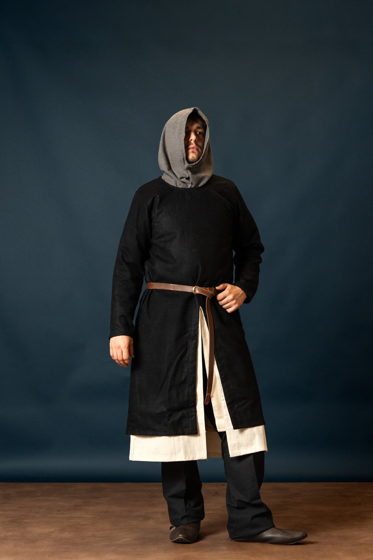 Srednjeveški chaperon, siva
