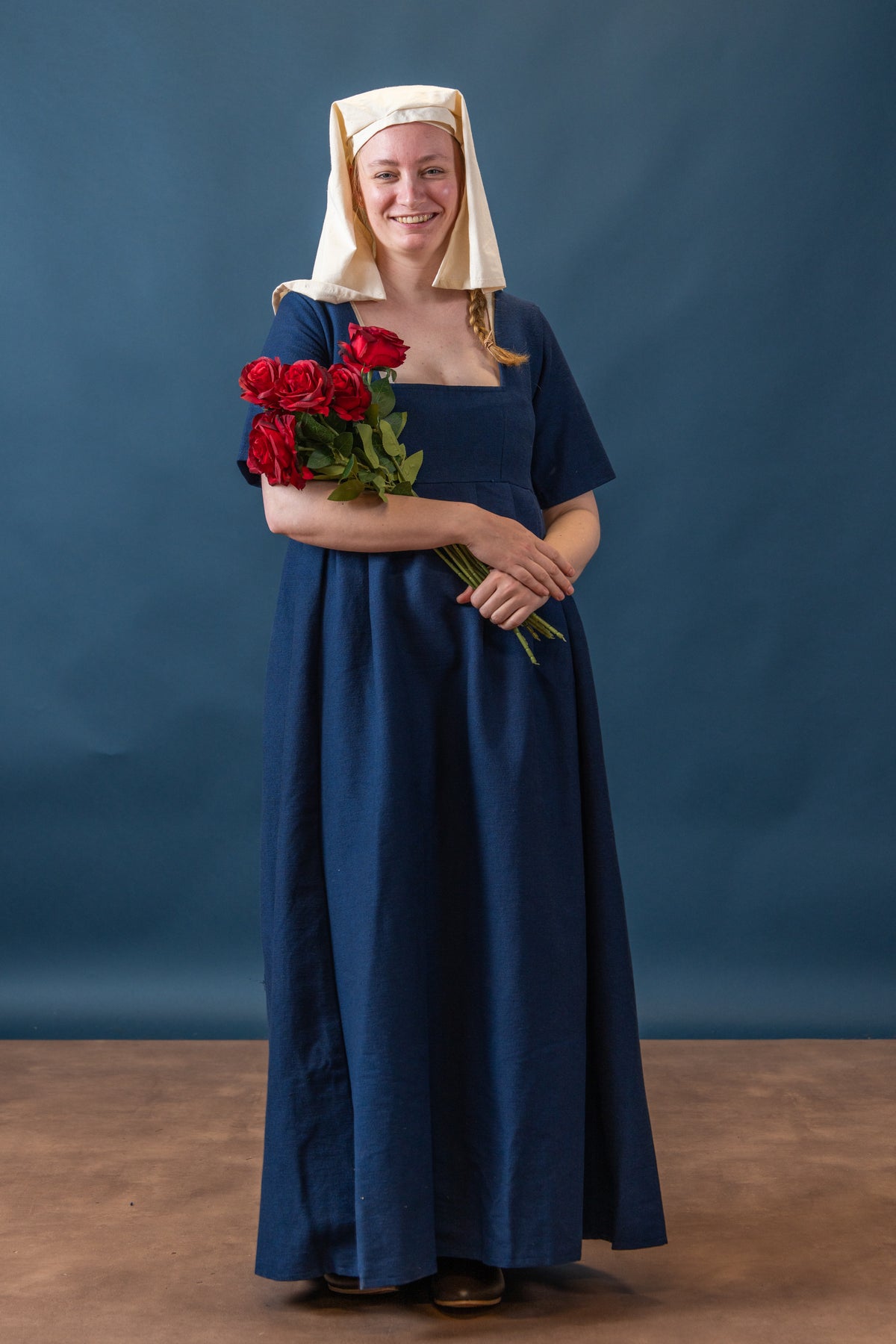 Middeleeuwse jurk Frideswinde, 14e eeuw, blauw