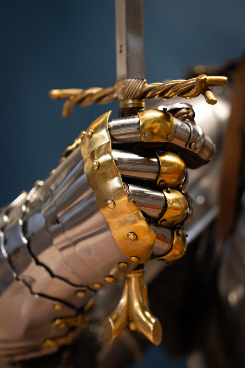 Mittelalterliches Schwert, Oakeshott Typ XVIII, halbscharf