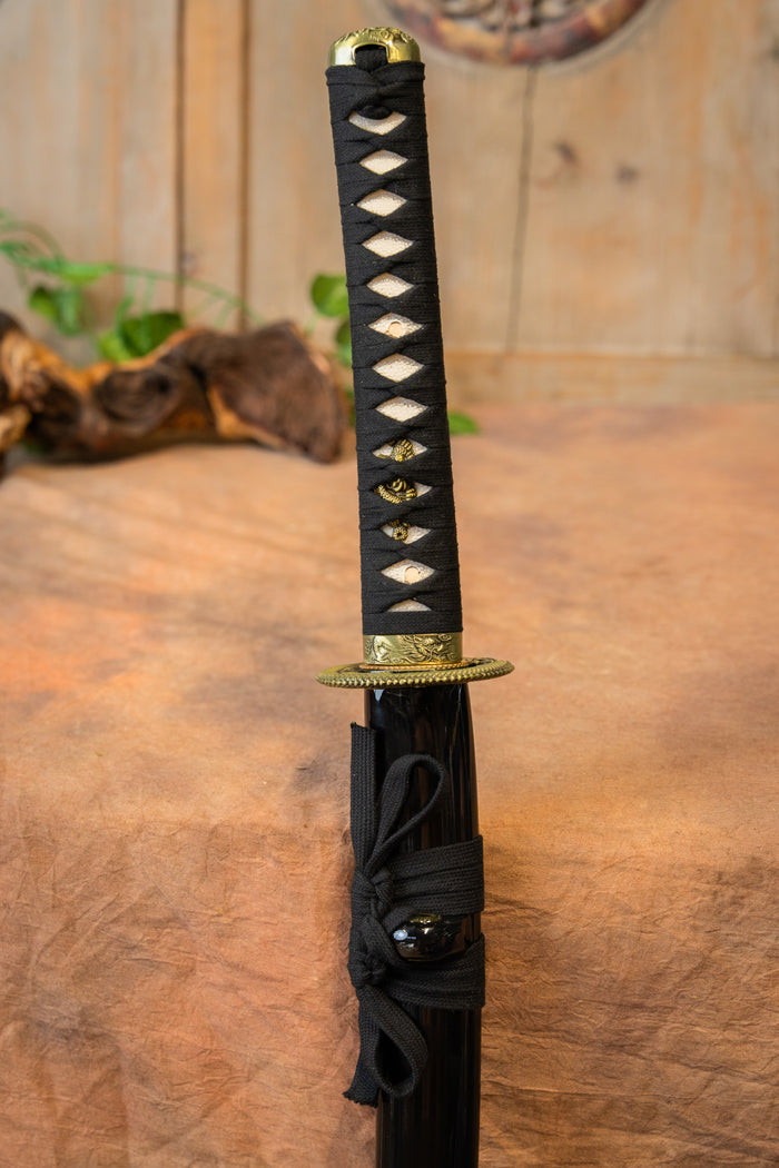 Dragon Tokuni Wakizashi, éles
