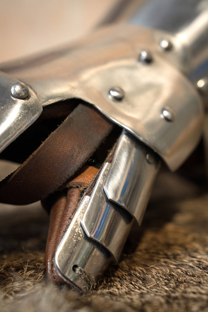 Mediolańskie rękawice pancerne, XV wiek, 1,6 mm