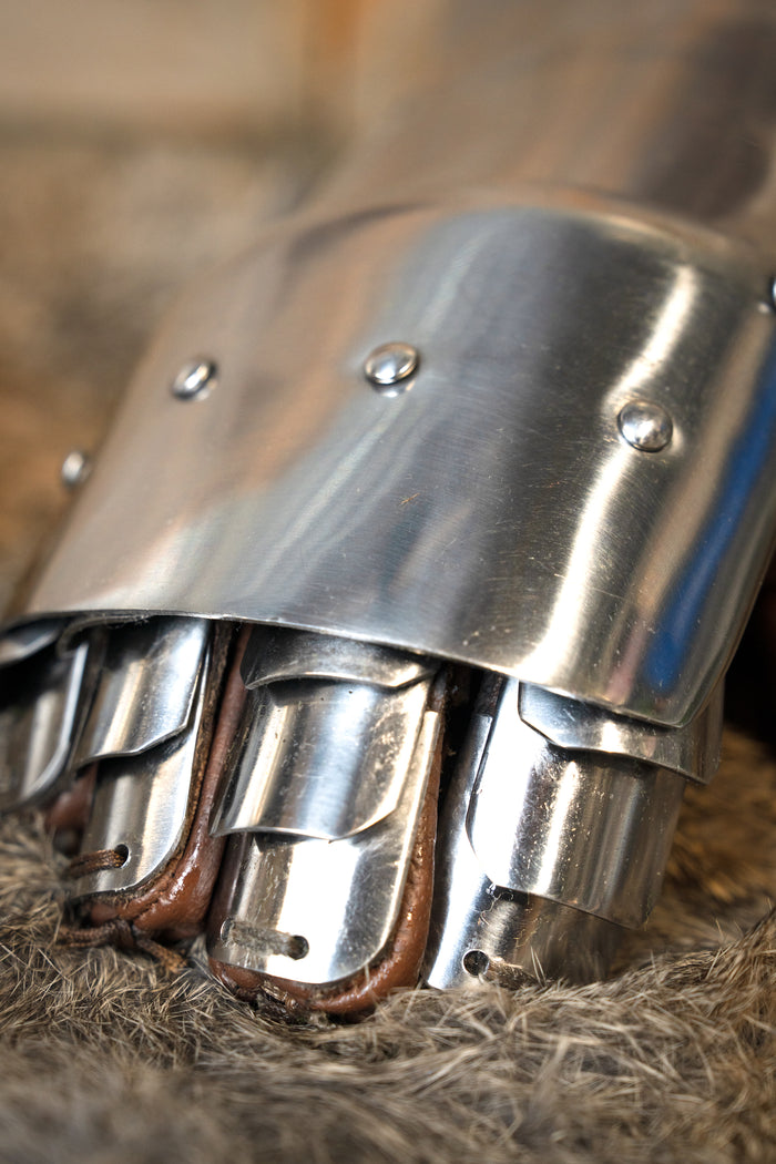 Mediolańskie rękawice pancerne, XV wiek, 1,6 mm