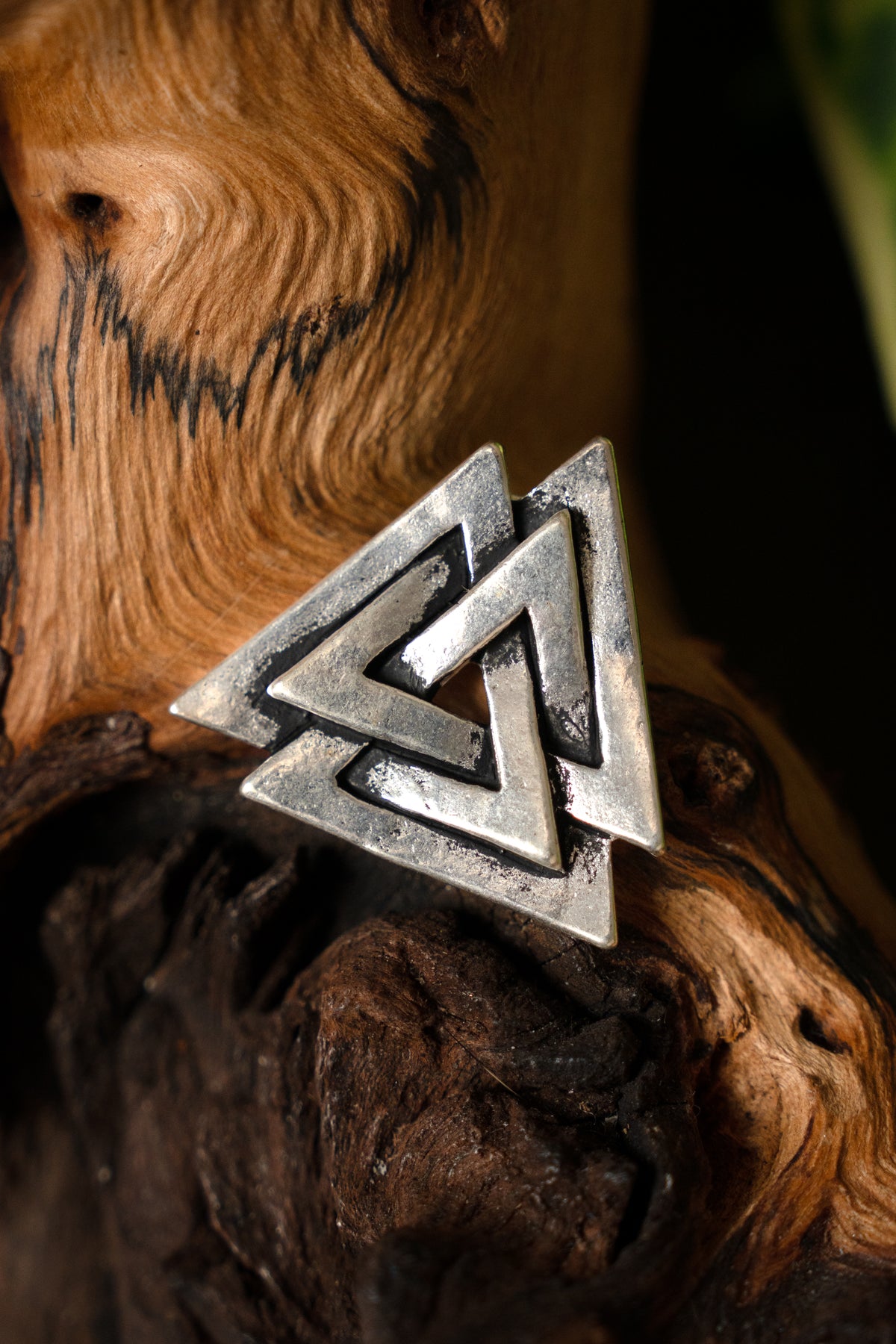 Amuleto Valknut, bronzo argentato