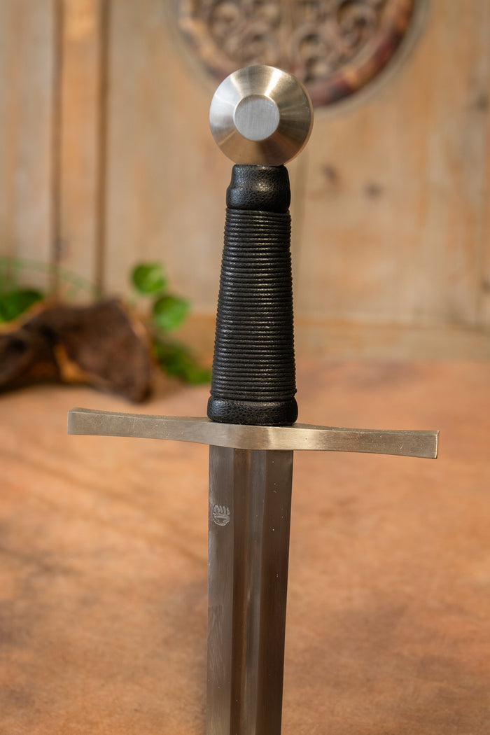 Frankiskt svärd Oakeshott typ XI, skarpt