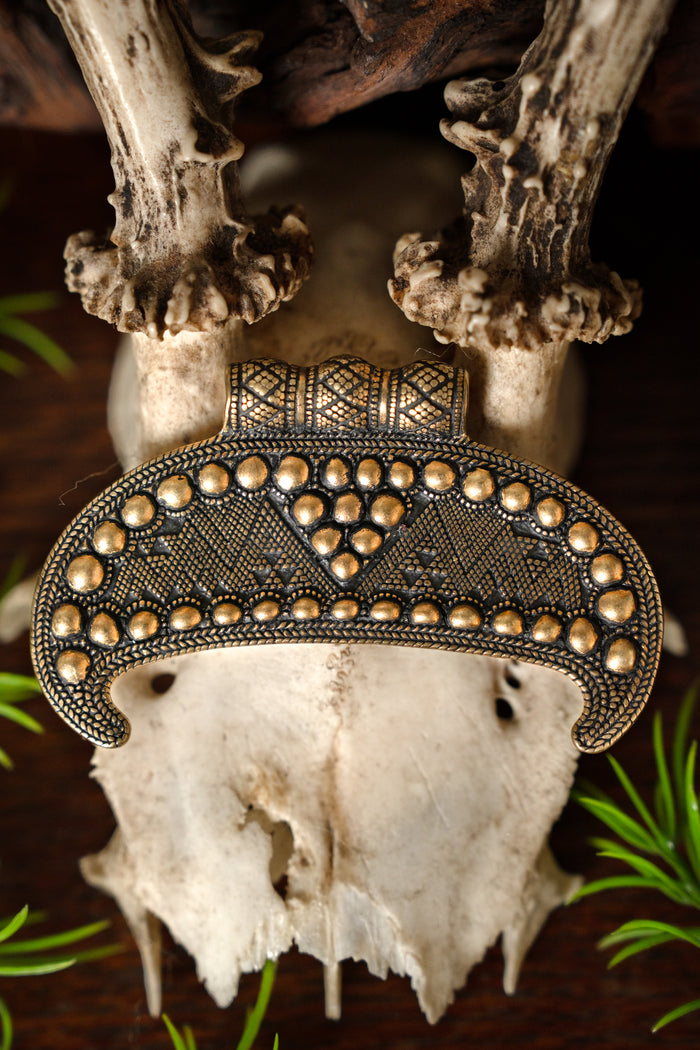 Amulette lunule de Gnezdovo, en bronze