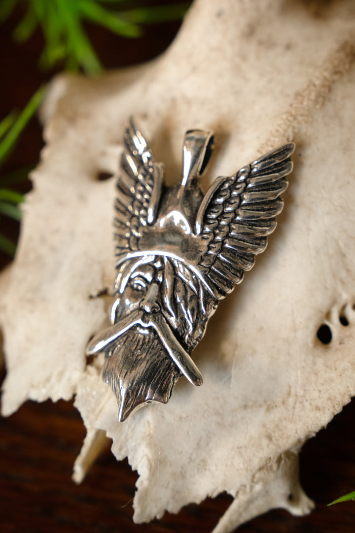 Colgante de Odín, plata de ley