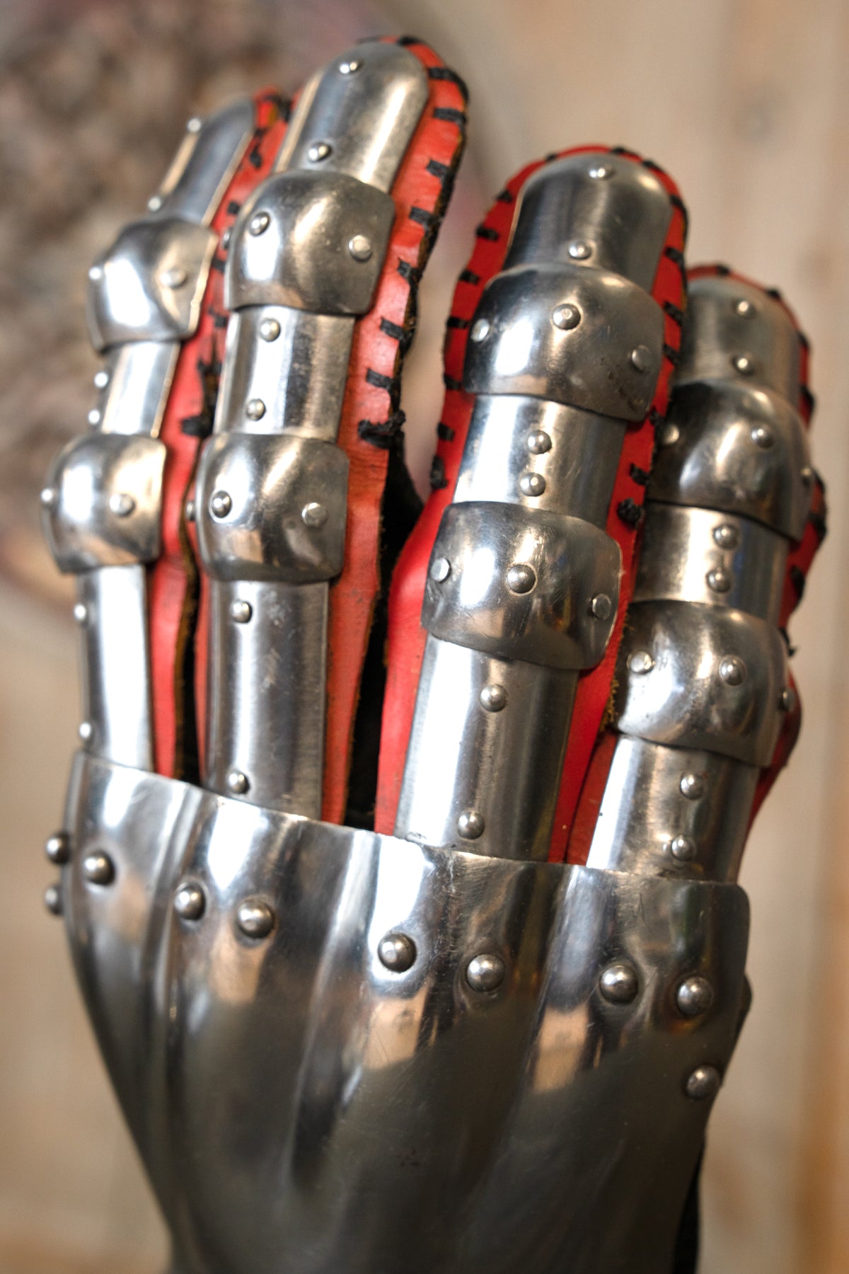 14th century hourglass gauntlets, 1.6 mm