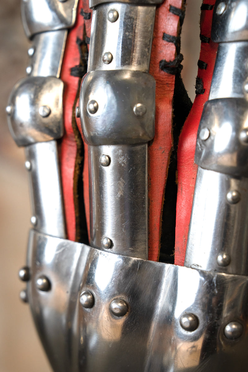 1300-tals timglashandskar, 1,6 mm