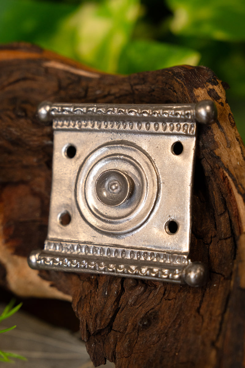 Rzymskie okucie pasa Tekija, cynowany mosiądz