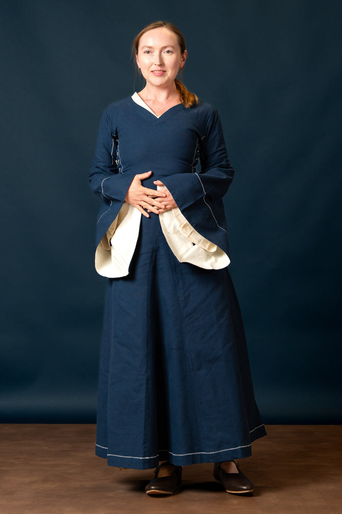 Bliaut medieval Amal, azul e branco