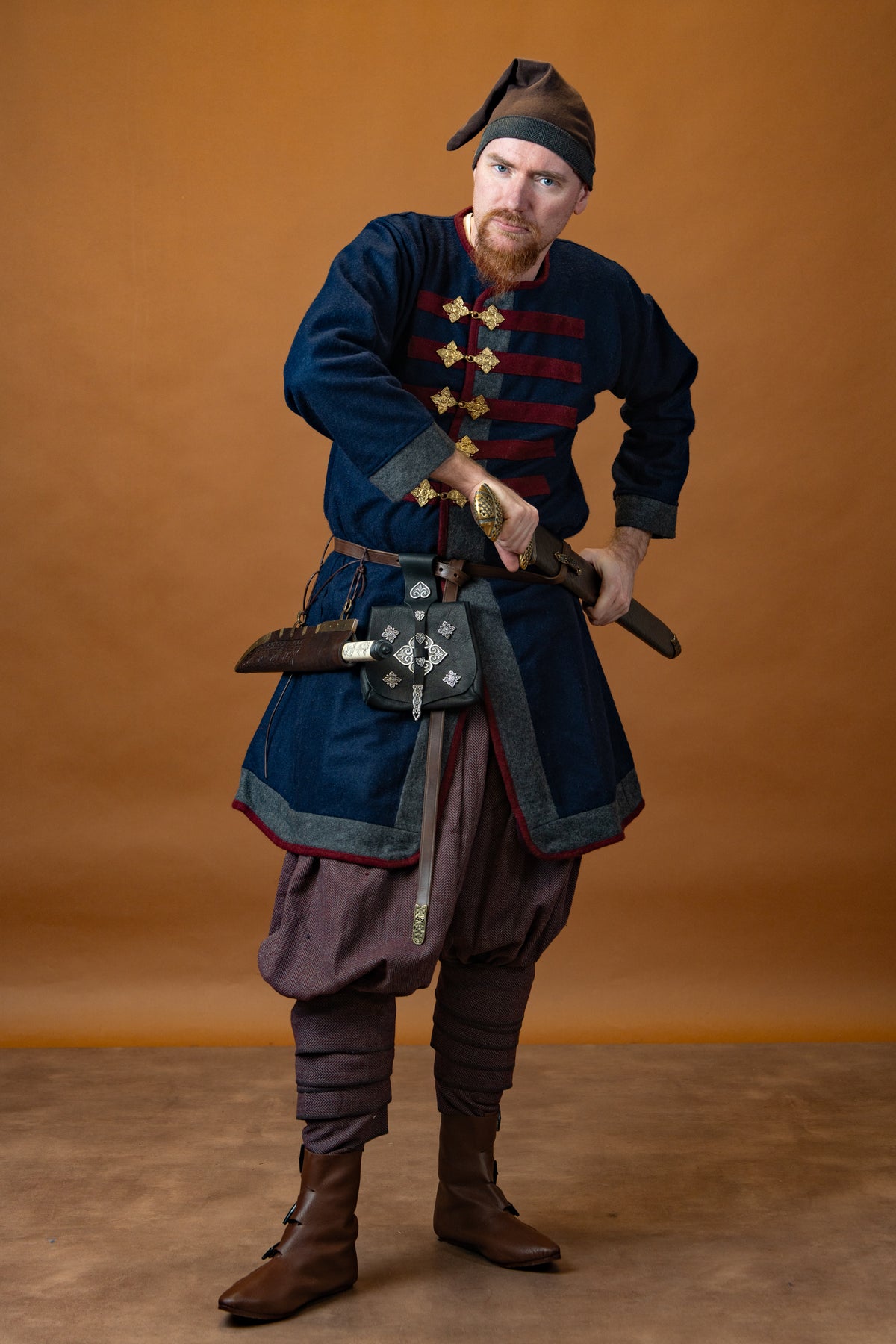 Rusvik Viking trousers Borys, herringbone pattern, wool blend, burgundy red