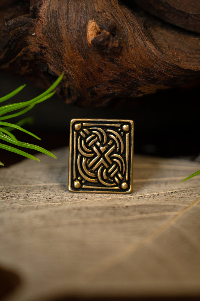 Viking riembeslag met knoopmotief, Birka