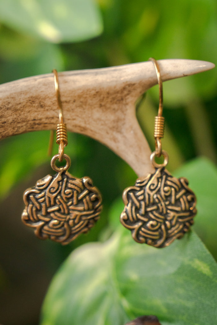 Viking csomó fülbevaló, bronz