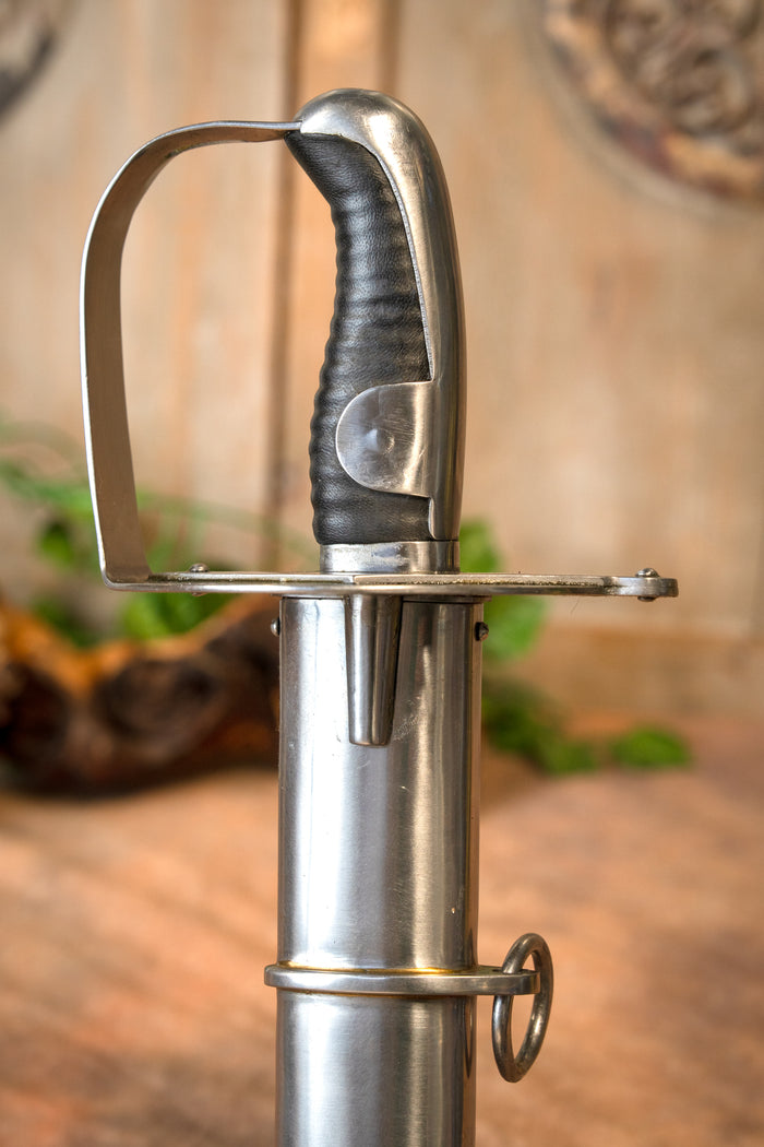 Sabre de cavalerie britannique modèle 1796, aiguisé
