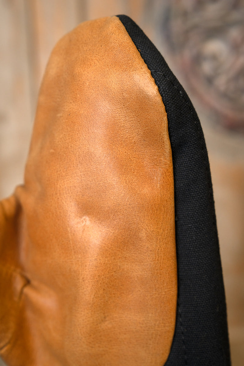 Gepolsterte Fäustlinge für Reenactment, schwarz