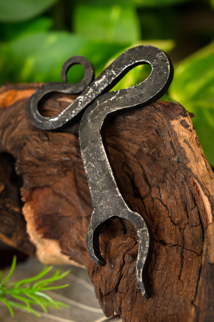 Tire-bouchon en fer, capsules couronnes