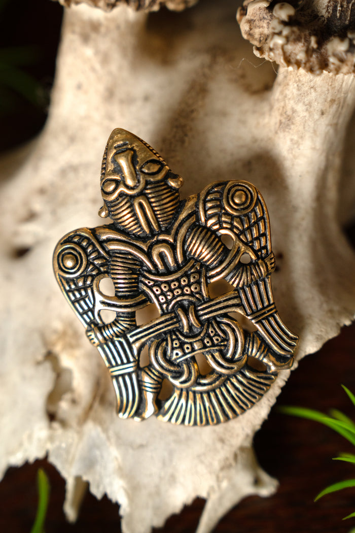 Joyería vikinga del hombre alado de Uppåkra, bronce