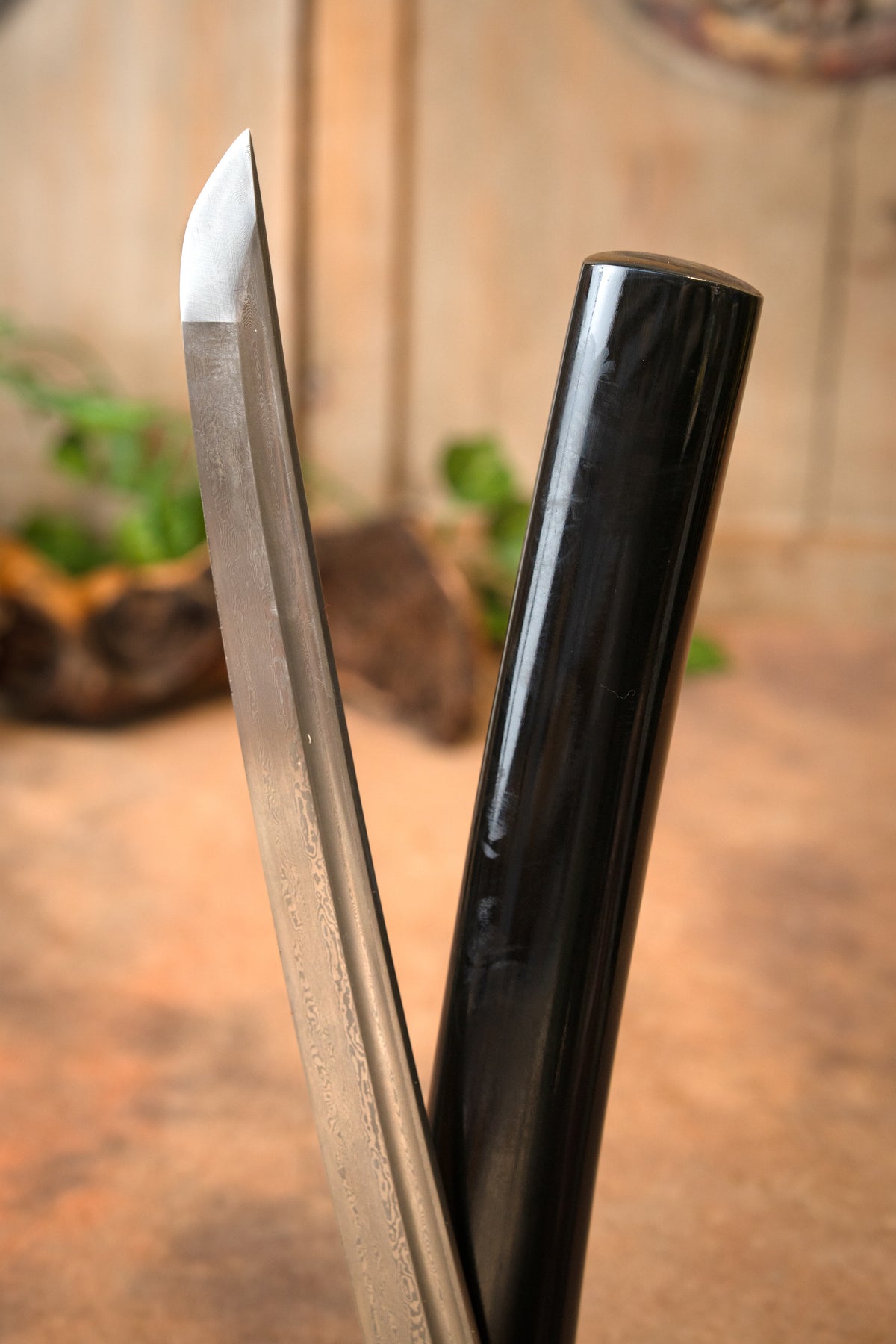 John Lee golden flower wakizashi, sharp