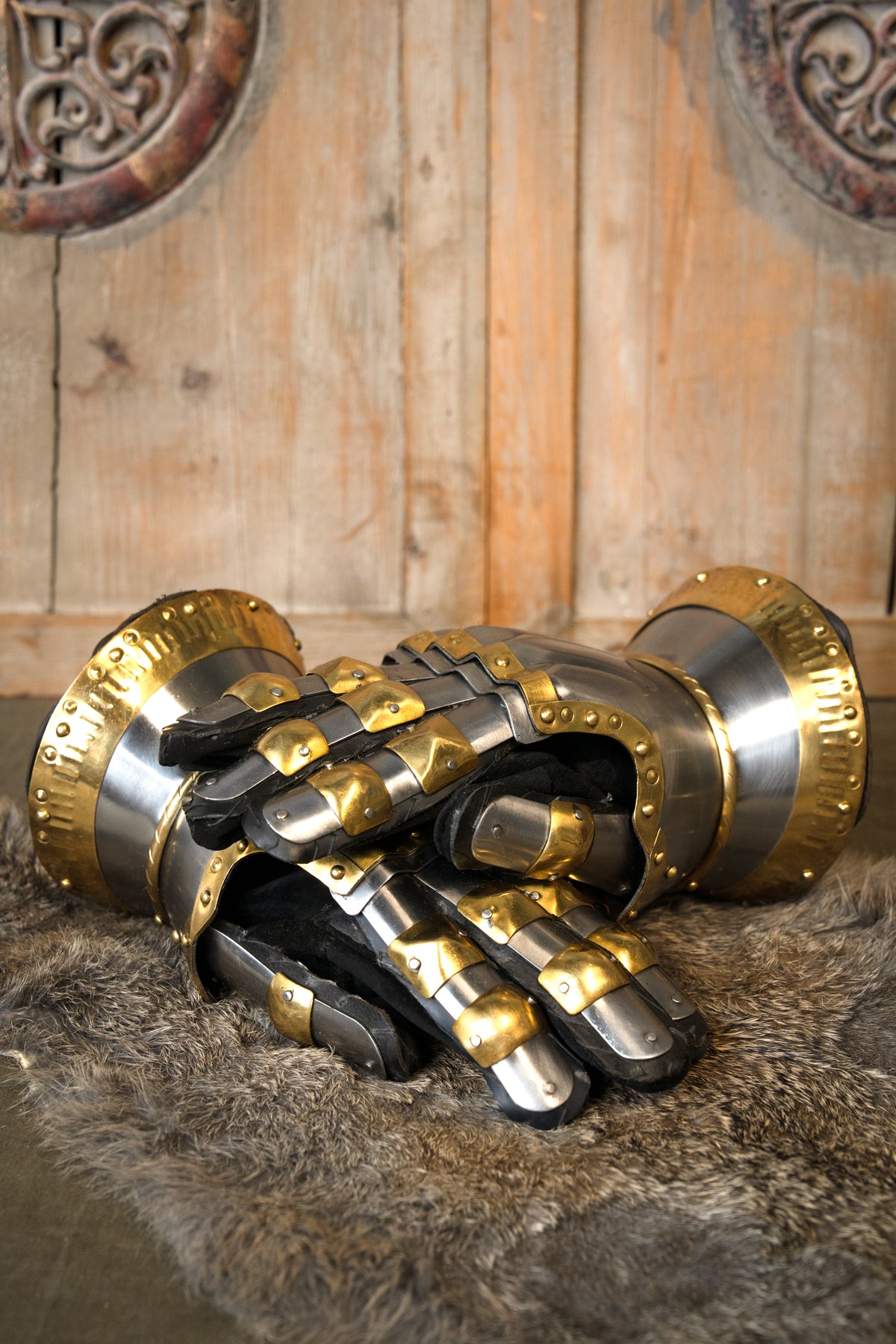 Medieval Hourglass Gauntlets Churburg, 1.2 mm