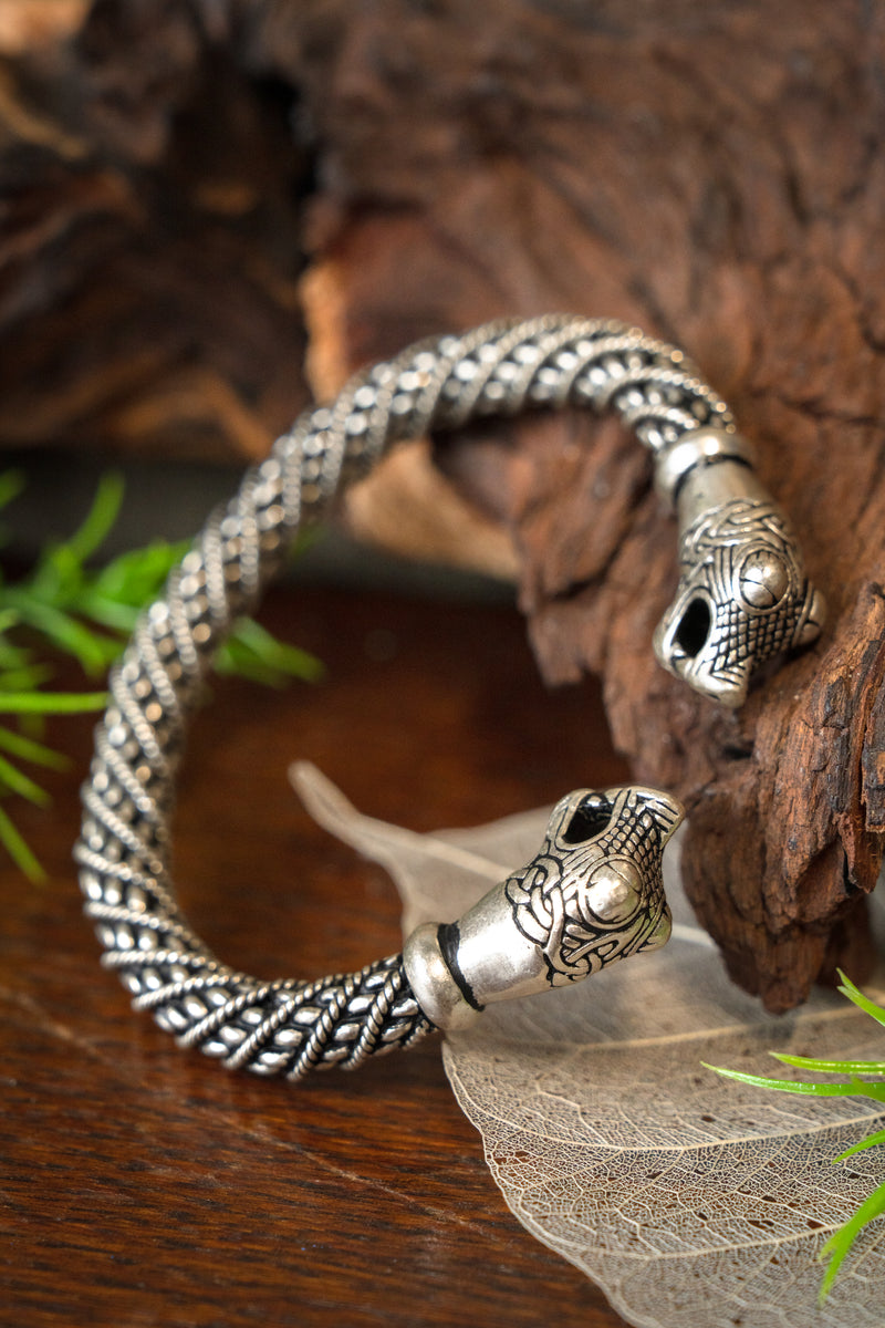 Bracciale vichingo Oseberg L, bronzo argentato