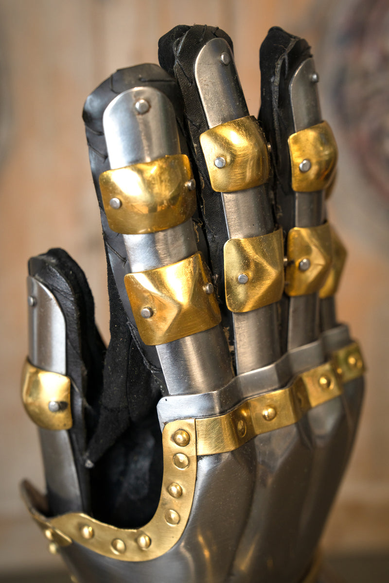 Middeleeuwse zandloper handschoenen Churburg, 1.2 mm