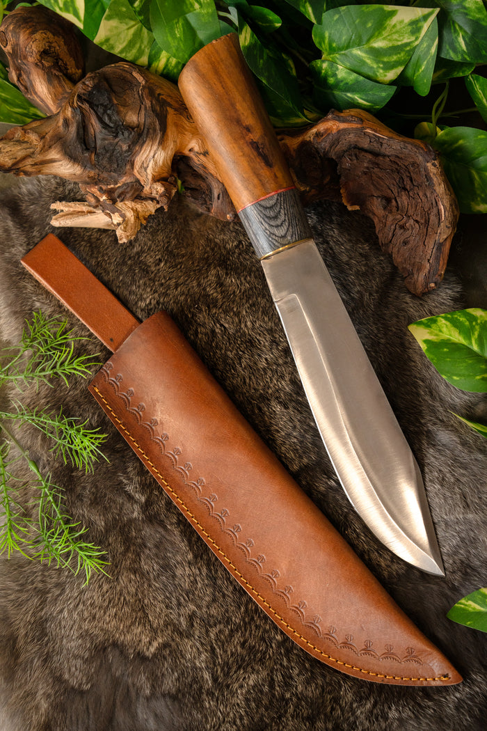 Cuchillo vikingo Novgorod, semi-afilado