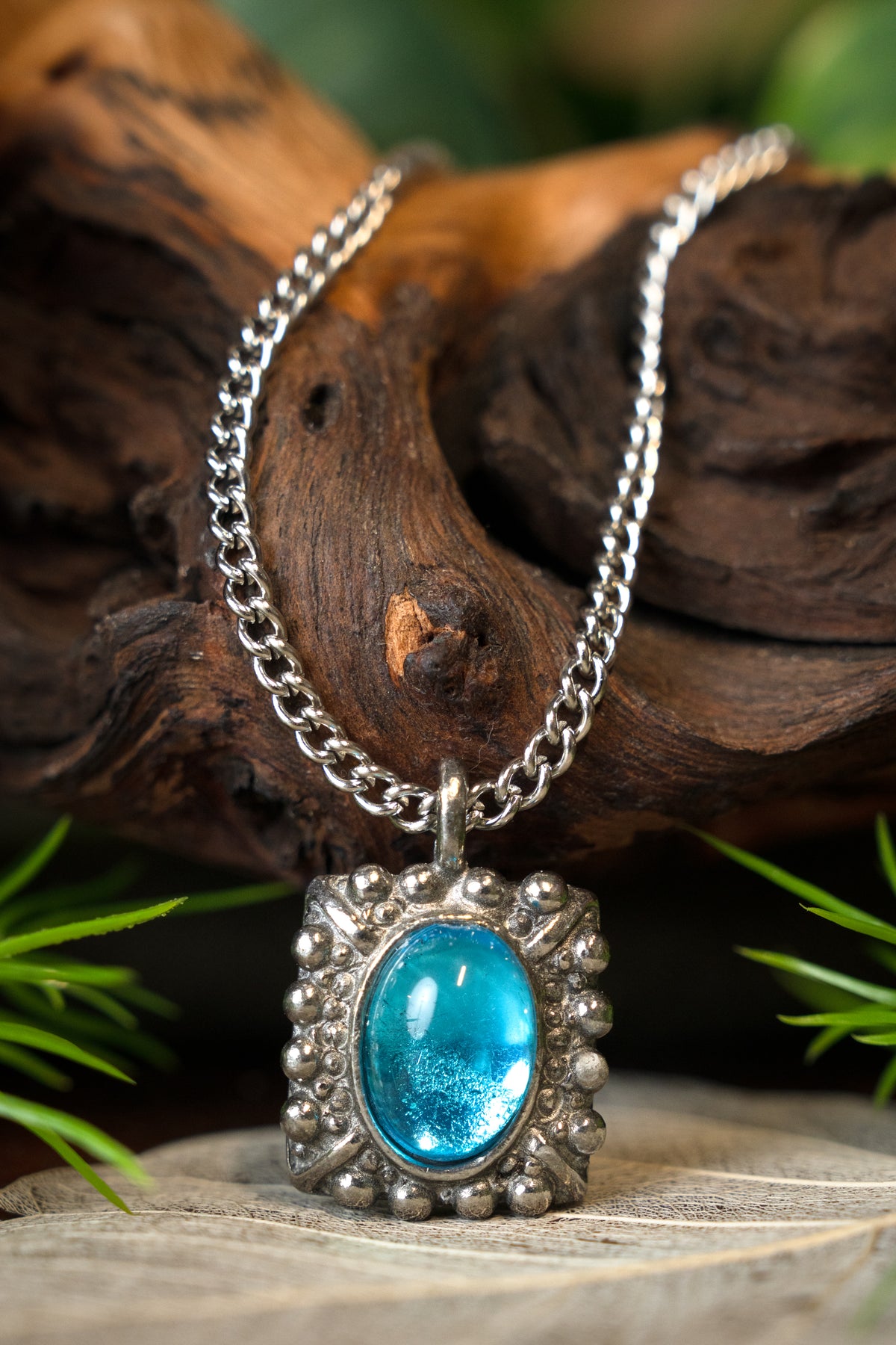 Tudor-halskæde Elizabeth I, blå ædelsten, forsølvet bronze