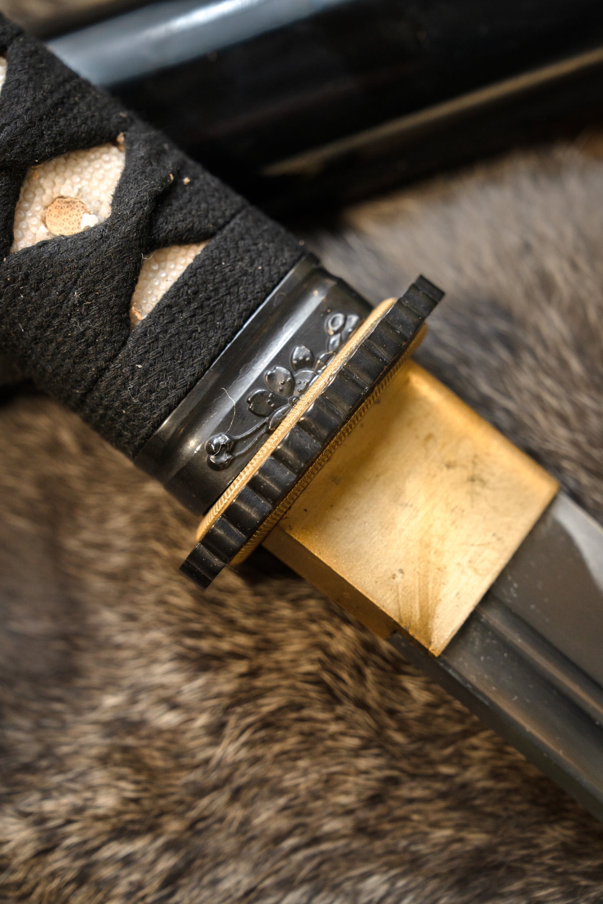 John Lee Aikuchi tanto, afilado