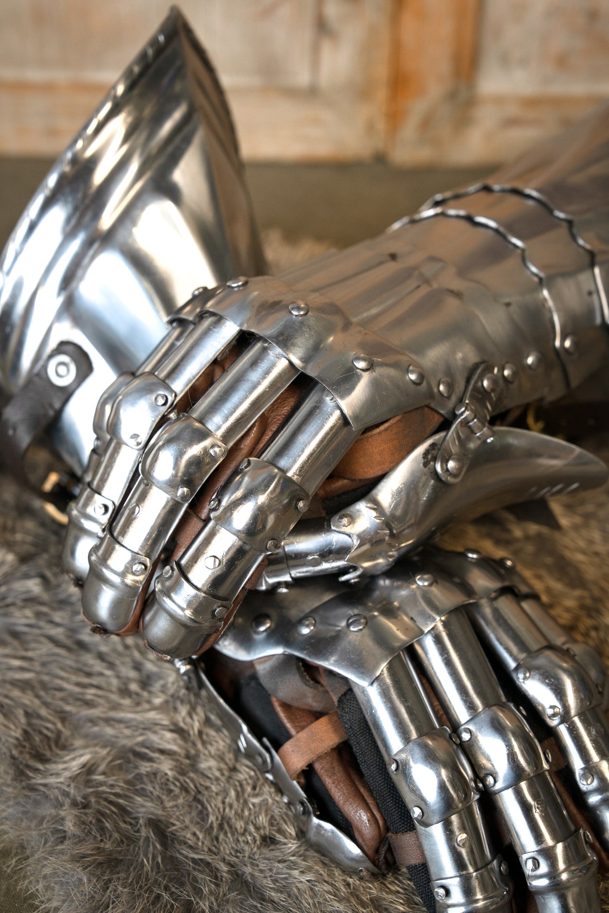 Gotyckie rękawice pancerne, 1450–1500, 1,2 mm