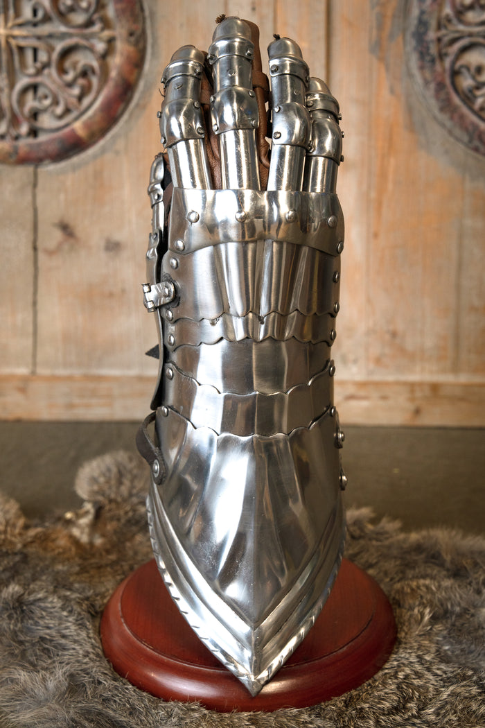 Gotyckie rękawice pancerne, 1450–1500, 1,2 mm