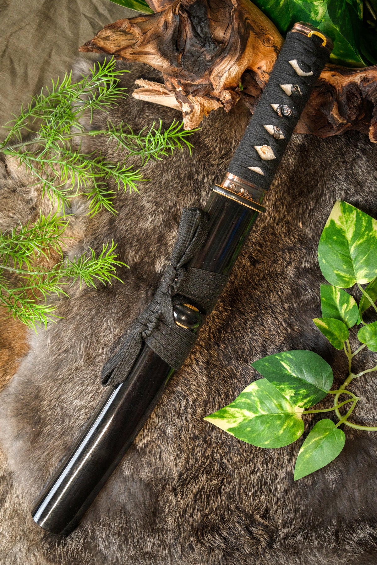 John Lee gouden bloem tanto, scherp