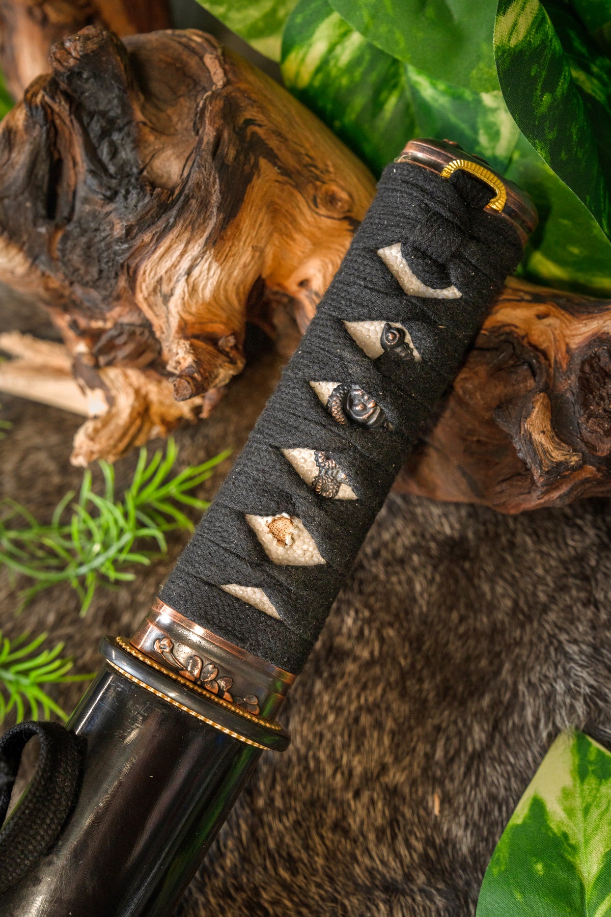 John Lee gouden bloem tanto, scherp