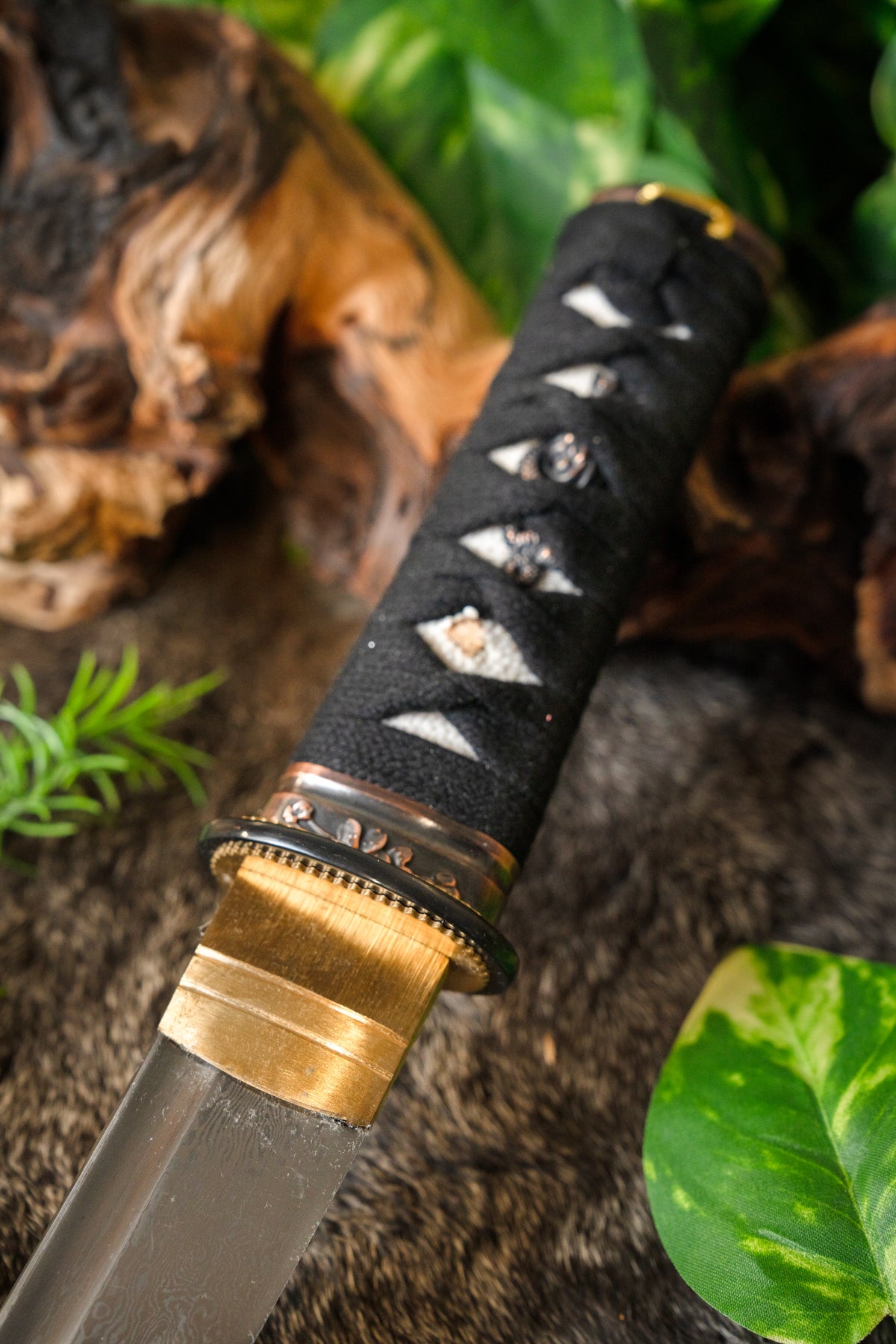 John Lee gouden bloem tanto, scherp