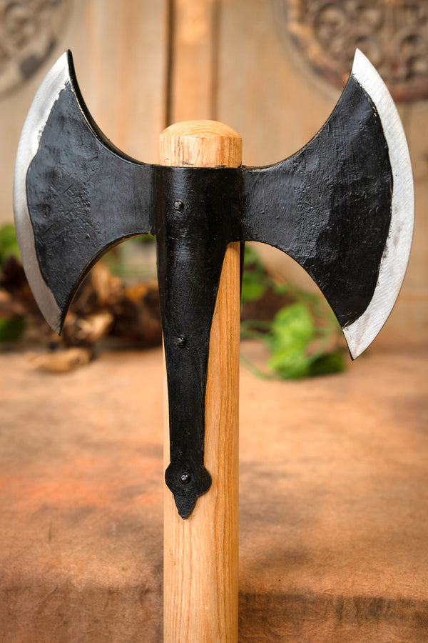 Vikingská dvojitá sekera, poloostré