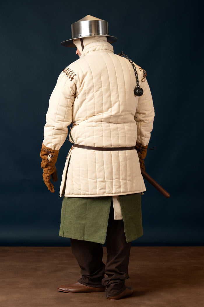 Gambeson longo com mangas removíveis