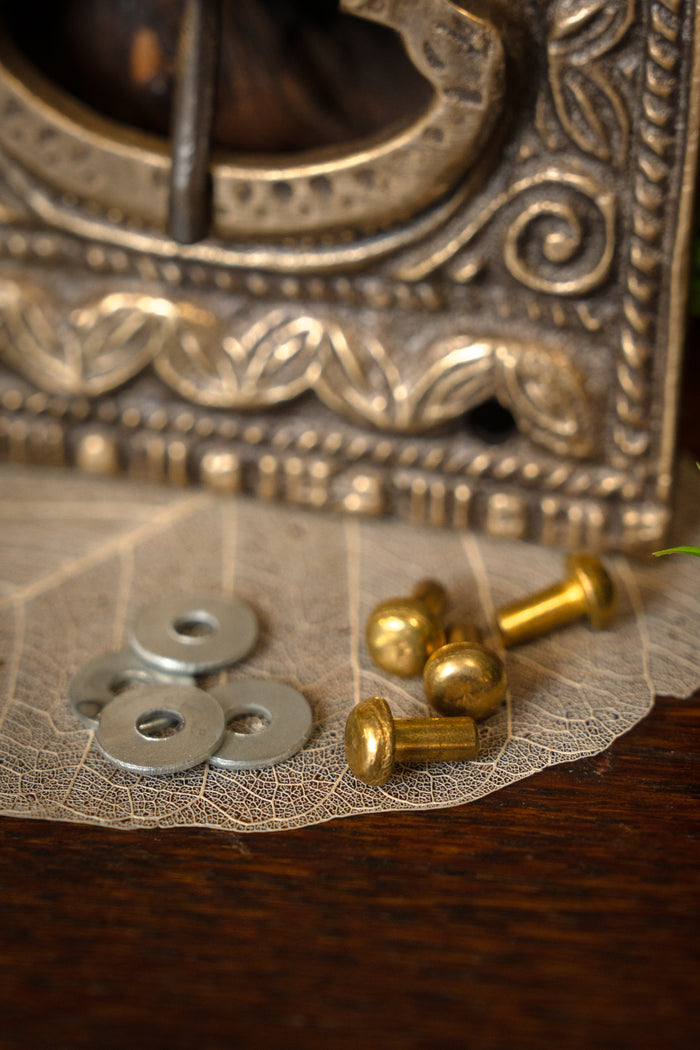 Late Roman buckle with fitting