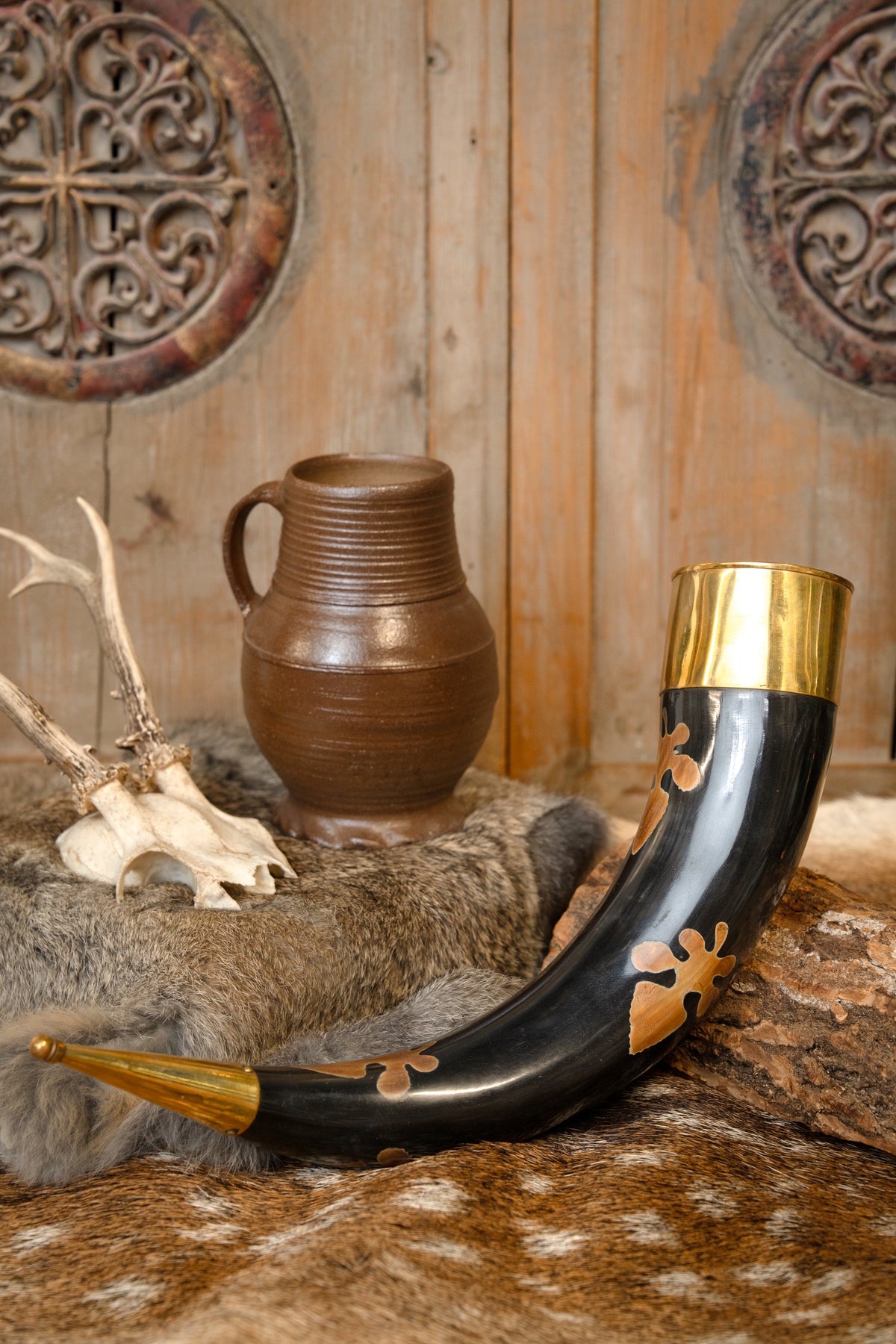 Pagan drinking horn Mabon with leather holder, 500-650 ml
